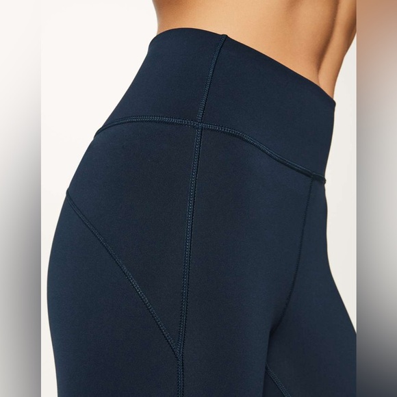 Lululemon In Movement Crop - Picture 5 of 6